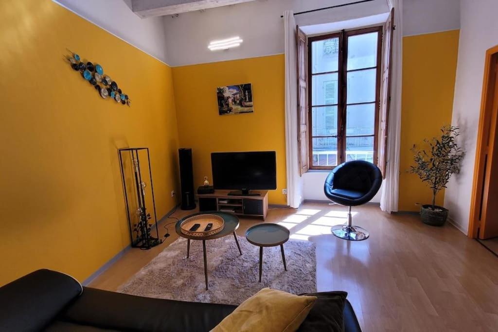 Avignon Apartement A 2 Pas Du Palais De Papes Bagian luar foto