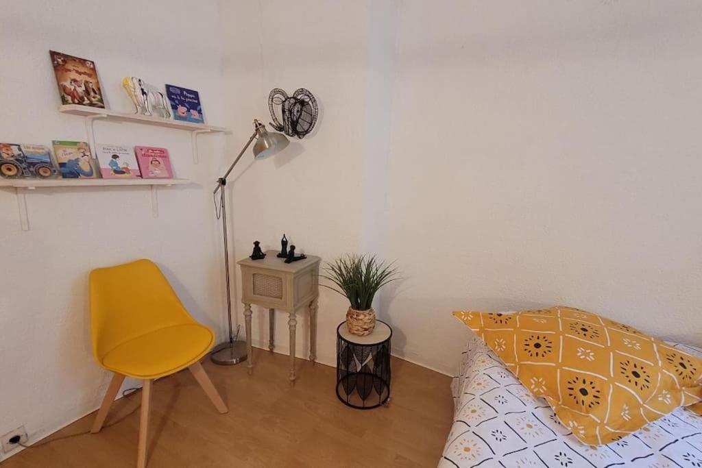 Avignon Apartement A 2 Pas Du Palais De Papes Bagian luar foto