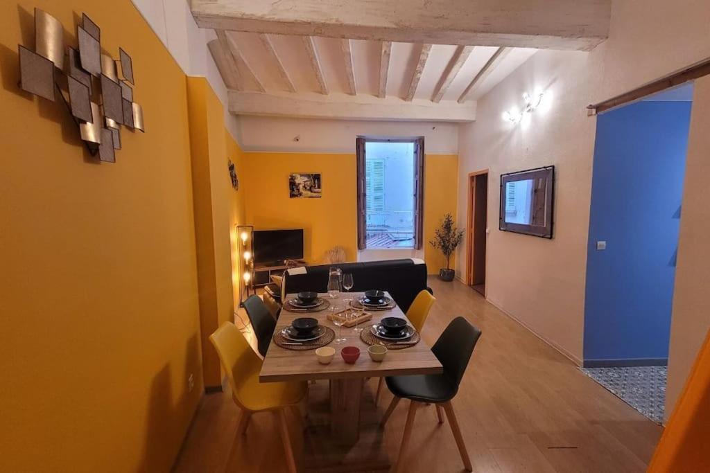 Avignon Apartement A 2 Pas Du Palais De Papes Bagian luar foto